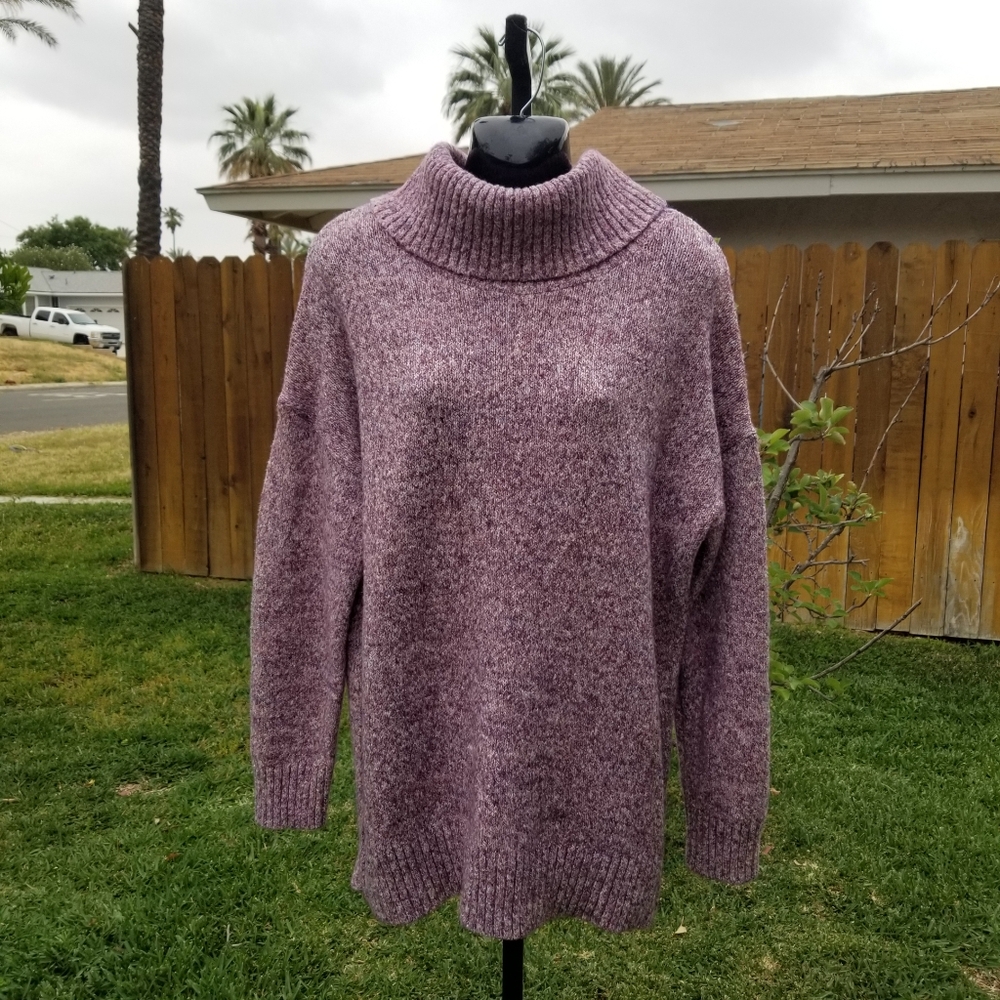 Burgundy Tweed Turtleneck Sweater with Oversized Fit